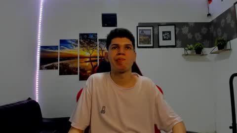 andrew_2811 online show from 11.04.25