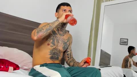 andrew_sanders69 online show from 11.25.25