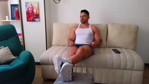 Snapshot of andrewfame chatting on 10.07.25 Andrew online show from 10.07.25