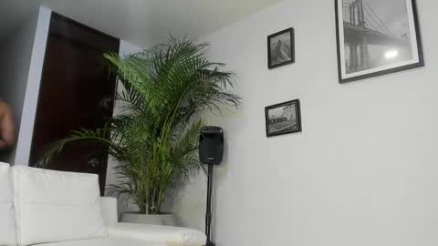 Andrew Johnson online show from 02.08.25