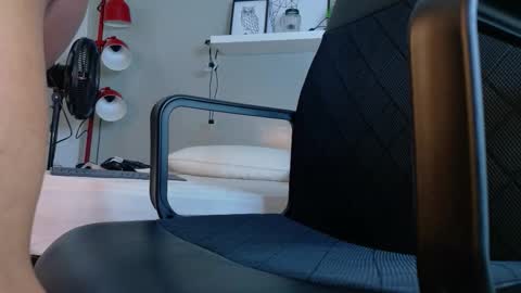 ANDREW KENNOXX online show from 03.25.26