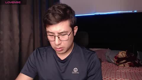 Snapshot of andrewmhilton_ chatting on 01.17.26 andrewmhilton_ online show from 01.17.26