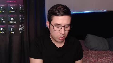 Snapshot of andrewmhilton_ chatting on 01.18.26 andrewmhilton_ online show from 01.18.26