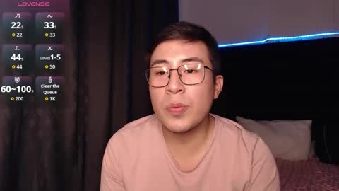 Snapshot of andrewmhilton_ chatting on 02.13.26 andrewmhilton_ online show from 02.13.26