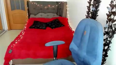 andrianabelle online show from 10.08.25