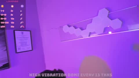 Snapshot of andromeda_blue__ chatting on 02.12.25 online show from 02.12.25