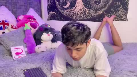 Snapshot of andy_belier chatting on 02.10.25 Andy online show from 02.10.25