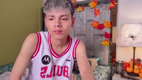 Snapshot of andy_belier chatting on 10.24.25 Andy online show from 10.24.25