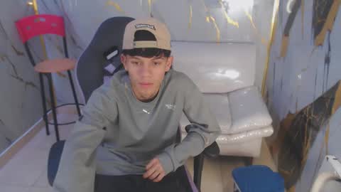 andy_dan1 online show from 10.18.25