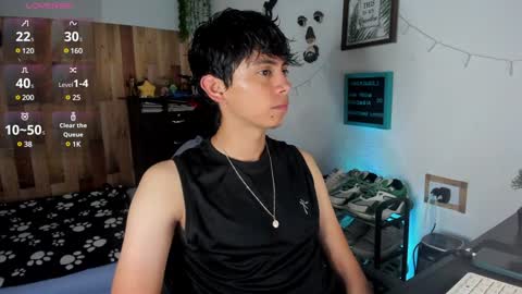 andy_guez_11 online show from 01.31.25