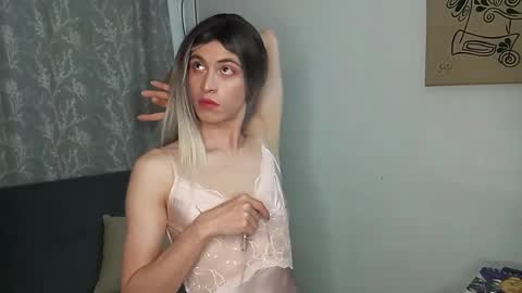 Andy van der Rose online show from 10.25.25