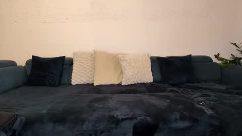 andy_velvet online show from 11.13.25