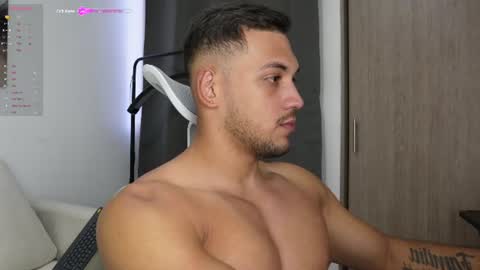 Snapshot of andy_weld chatting on 07.12.26 my onlyfans online show from 07.12.26