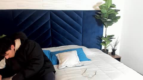 Andy Joy  online show from 10.18.25