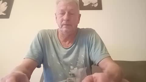 andyk1704 online show from 02.15.25