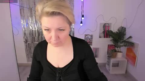 aneli_mira online show from 04.17.26