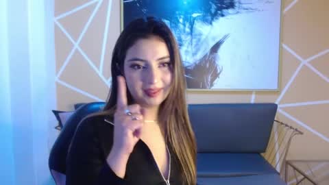 Snapshot of angeel_queen_ chatting on 03.30.26 angeel queen online show from 03.30.26