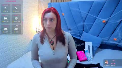 Snapshot of angel__red_ chatting on 10.14.25 angel__red_ online show from 10.14.25