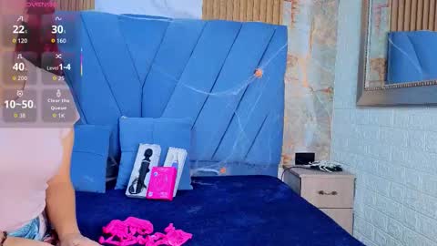 angel__red_ online show from 10.22.25