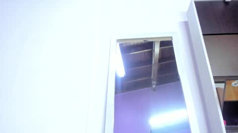 Snapshot of angel_avni chatting on 04.09.26 Angel online show from 04.09.26