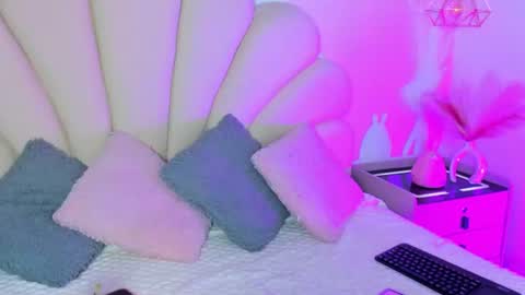 Angel online show from 07.04.26