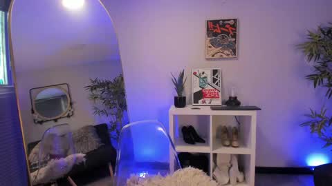 Angel Cooper online show from 06.01.26