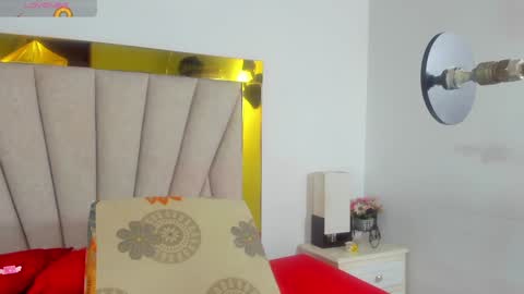 Snapshot of angel_dthroat chatting on 12.23.24 ANGHEL online show from 12.23.24