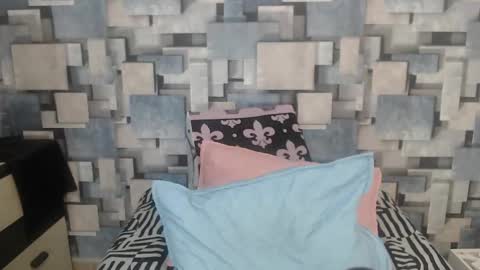 Snapshot of angel_dthroat chatting on 11.27.25 ANGHEL online show from 11.27.25