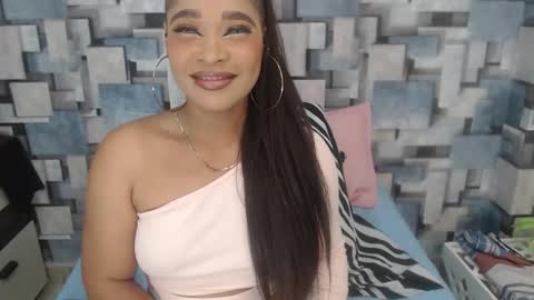 Snapshot of angel_dthroat chatting on 11.28.25 ANGHEL online show from 11.28.25