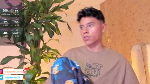 ngel Esteban  online show from 02.02.25