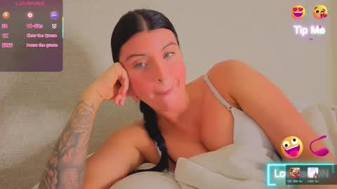 angel_ique online show from 03.30.26