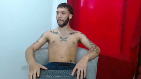 angel_kyrozz online show from 10.18.25