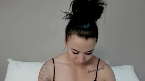 Angel online show from 12.02.25