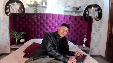 Angel  online show from 04.10.26