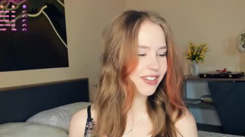 SofiaSofi online show from 04.12.26