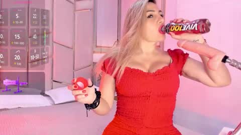 Snapshot of angel_vibes_ chatting on 01.09.26 Angel online show from 01.09.26