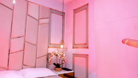 Snapshot of angel_vibes_ chatting on 01.15.26 Angel online show from 01.15.26