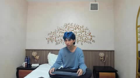 Angel  online show from 11.16.25