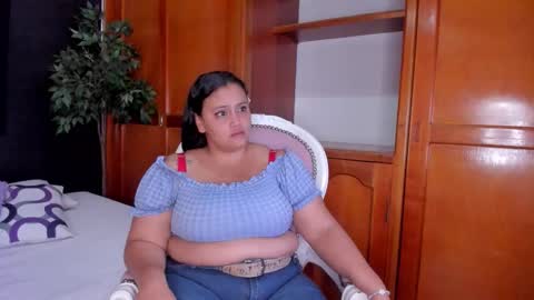 Snapshot of angela_boobies chatting on 10.26.25 angela_boobies online show from 10.26.25