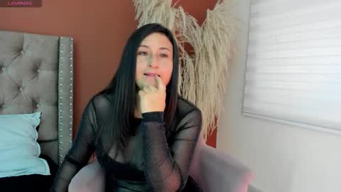 Ange online show from 10.31.25