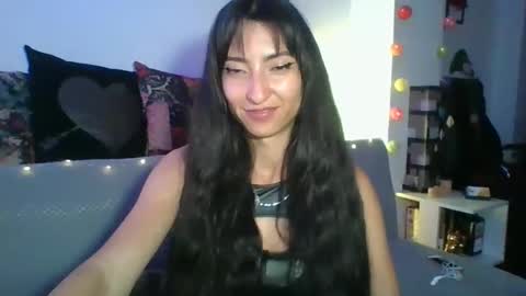 Snapshot of angela_mis chatting on 12.06.24 Angela online show from 12.06.24