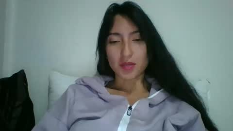 Snapshot of angela_mis chatting on 01.03.25 Angela online show from 01.03.25