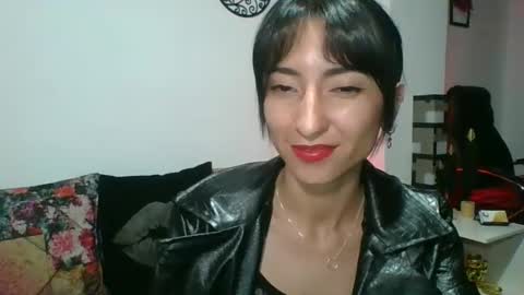 Snapshot of angela_mis chatting on 01.30.25 Angela online show from 01.30.25