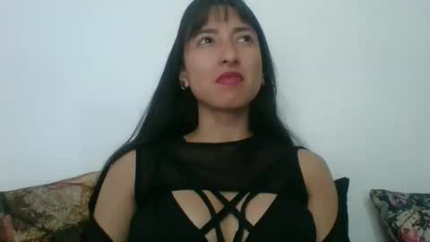 Snapshot of angela_mis chatting on 03.09.25 Angela online show from 03.09.25