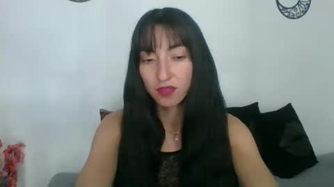 Snapshot of angela_mis chatting on 03.10.25 Angela online show from 03.10.25