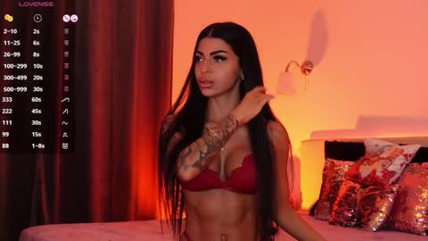 Snapshot of angela_myst chatting on 11.26.25 Angela online show from 11.26.25