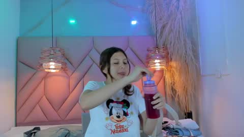 Snapshot of angelaa_cute chatting on 12.16.24 ANGELA online show from 12.16.24