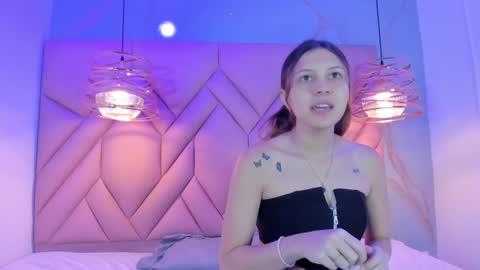 Snapshot of angelaa_cute chatting on 03.07.25 ANGELA online show from 03.07.25