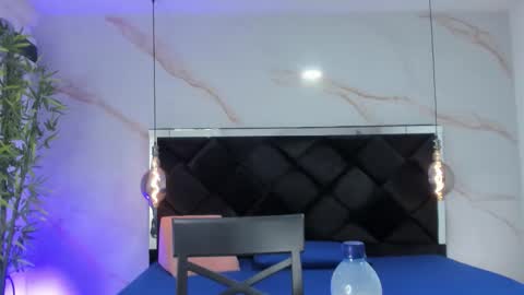 Snapshot of angelaa_cute chatting on 10.21.25 ANGELA online show from 10.21.25