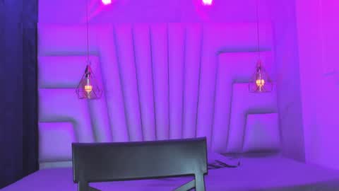 ANGELA online show from 04.05.26